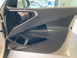 BMWの剛性感ならではの、重厚感あるドアの開閉音をぜひご体感ください。