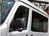 リバーサイドのお車は全社試乗可能で御座います。お客様がご納得頂ける『1台』が見つかるまでお手伝いをさせて頂きます。