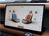 運転席・助手席には、シートヒーター&クーラーを装備しています。暑さや寒さに合わせてシートの温度を調整できるため、季節を問わず快適。