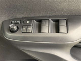 パワーウインドウスイッチ、いたずら防止・挟みこみ防止に、ウインドウロックスイッチを使用ください。便利な電動可倒式ミラースイッチ、集中ドアロックスイッチ
