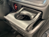 ・運転席側のドリンクホルダー付き♪