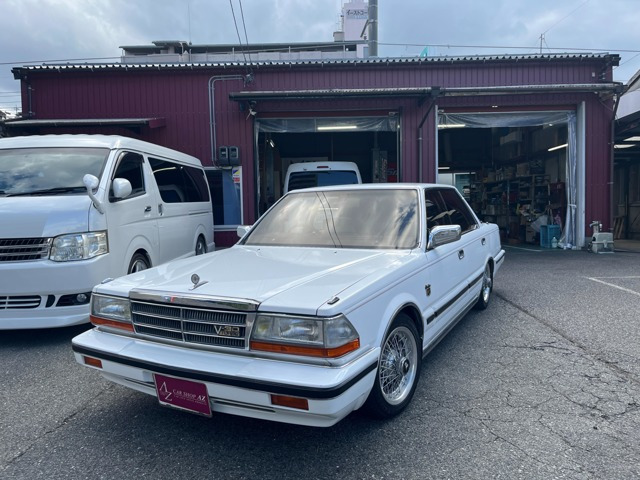 グロリア 2.0 V20Eブロアム