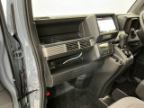 豊富に在庫を取り揃えています。 軽自動車からミニバン、セダン、SUV、話題のハイブリッド車などなど続々入荷中です!