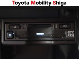 ETC車載器は、ビルトインタイプですっきり収納され、見た目も使い勝手も満足のアイテムです。