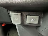 シガーソケット用の充電器が使用可能です!