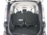 ◆フル乗車でもしっかり荷物を収納出来るラゲッジスペースです。普段の買い物でしたらしっかり積める十分な荷室スペースが確保されています。