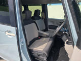 視界が広く、運転しやすいドライバーズシートです。