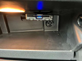 ETC車載器はグローブBOXの中です。