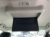 【 後席モニター 】 ミニバンのマストアイテムの後席モニターで車内みんな退屈せずにドライブできます