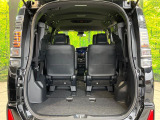 普段のお買い物や通勤、送迎等に十分な荷室スペースを確保しております。セカンドシートを倒すと、大きな荷物の積載も可能です♪