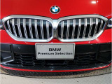 【キドニーグリル】BMWは約90年もの間、ほぼ全ての車両にひと目でBMWだと分かるこの特徴的なフロントグリルが備えられ、デザイン・アイコンとして親しまれてきました。