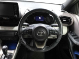 各操作スイッチなどもハンドルから手を放すことなく操作可能で安全運転に支援いたします!
