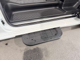 ご納車のお渡し前も当社のメカニックが最善の整備をしますので、ご安心下さい。