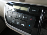 U-selectなら保証付きで納車後も安心!!!自社保証1年間、走行距離無制限ついております。気になる点がございましたらなんなりとお申し付けください!※本体価格40万円以下の車両は3ヶ月の保証となりま