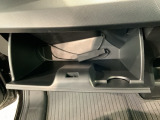 自社商品化センターにて内外装のクリーニングを実施しております!