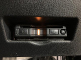 当店でご購入頂いた車両は全車車検整備又は法定12か月点検を行い、エンジンオイル・オイルフィルター・フロントワイパーゴム・バッテリーの交換を行っています、整備費用は本体に含まれてますので安心ですよ♪
