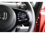 Hondaセンシングの機能のひとつ、アダプティブクルーズコントロール付!アクセルから足を離しても設定したスピードと前車との車間を保ち走行してくれます!車線維持もアシスト☆高速道路で疲労軽減ですね☆
