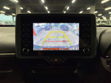 ディスプレイオーディオやカーナビは、現代のドライブにおいて欠かせない装備のひとつです。初めての場所でも迷いにくく、快適なルート案内で運転をサポートします。移動中のエンターテインメント性も高まります。