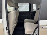 ゆとりある広々とした車内空間は、ドライブを始め買い物やレジャーなど、幅広く活躍します。一人でもみんなとでもお出かけを楽しみましょう!