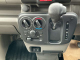 CVT・ダイヤル式エアコン操作部