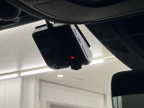 リバース連動型のバックカメラは、精度が良く、バックや縦列駐車もストレスなく止められます。カメラの性能も日々進化しており画質には私たちも驚かされます。ぜひ実車でのご確認をお願い致します!