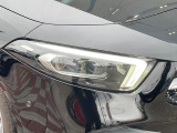 ●LEDヘッドライト:夜間走行時も良好な視界を確保し安心して運転できる高輝度LEDヘッドライトを装備!点灯速度が早く、消費電力も抑えられています。