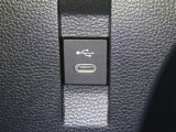 【充電用USB端子】デバイスの充電に便利です。※実際の接続端子は写真で確認or店舗までご気軽にお問合せください♪