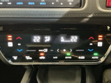 フロント両席にはシートヒーターが付いています!寒い日に便利な装備ですね。