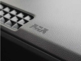 ◆助手席エアバッグ◆SRSエアバッグは、シートベルトだけでは防ぎきれない衝突時の衝撃から乗員を守るための安全装置。衝突時に瞬時に膨らみ、頭部や胸部がダッシュボードに直接衝突するのを防ぎます。
