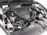 T24A-FTS型 2.4L 直4 DOHC ターボエンジンとフロント:1ZM型 リヤ:1YM型 交流同期電動機のハイブリッドシステム搭載、E-Four Advancedの組み合わせです。