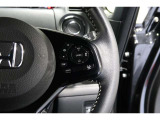 Hondaセンシングの機能のひとつ、アダプティブクルーズコントロール付!アクセルから足を離しても設定したスピードと前車との車間を保ち走行してくれます!車線維持もアシスト☆高速道路で疲労軽減ですね☆