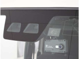 サポカーは、高齢運転者を含めたすべてのドライバーによる交通事故の発生防止・被害軽減対策の一環として、国が推奨する新しい自動車安全コンセプトです。詳しくは販売店スタッフまでおたずねください。