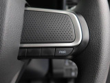D assist 切替ステアリングスイッチ搭載。パワーモードで余裕のある軽快な走りを、エコモードで燃費重視のスマートな走りを。2つの走行モードをワンタッチで選択できます