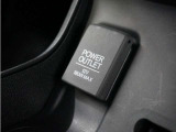 ◆12V電源ソケット◆スマートフォンの充電等にも便利な電源ソケット!使いやすい場所に装備されています。
