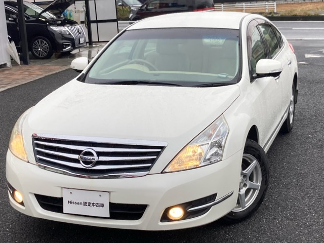 ティアナ 2.5 250XE FOUR 4WD