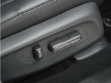 ◆パワーシート◆シートポジションの調節が電動でできます。体格にあった細かな位置調整ができます!