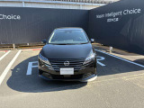 ヘッドライトの上向き下向きを自動で切り替えてくれます。対向車や前方の車にも迷惑をかけにくくなります。