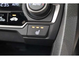 シートヒーター装備付き車!!座席に埋め込まれた電熱線によりシートを暖めることが出来る装備で、温められたシートは、寒い冬には最適です!!