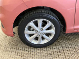 アルミホイールもお車のイメージに合っていてカッコイイです☆