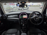 ◆北は北海道から南は沖縄まで、ご購入いただいたお車は全国にご納車が可能です!お電話、メール、動画などでリモートでお車のご案内も可能です!親切、丁寧に対応させて頂きますのでお気軽にご相談ください!