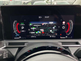 スピードメーターに地図を映し出すことが可能です。