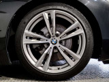 【BMWアロイホイル】軽量かつ強度に拘ったアロイホイル。走行性能ポテンシャルを引き出す設計。車の足元を引き締めてくれる大きなポイントはアロイホイルです。