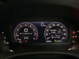 10.2インチデジタルグラフィックメーターです。