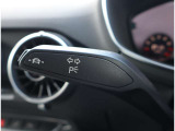 Audi正規ディーラーが高品質をお約束。高度な訓練・教育を受けたAudi専任メカニックが、100項目にもおよぶ精密な点検を実施いたします。すべてをクリアしたAudi車だけが、あなたのお手元に届けられるのです。