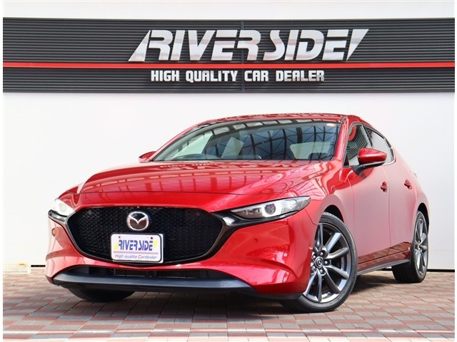 MAZDA3ファストバック 2.0 20S バーガンディ セレクション 特別仕様車専用内装レッド...