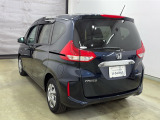 納車時には安全かつ安心してお乗り頂けるようホンダ専門知識を持つ整備スタッフが点検・整備・装備も説明をしてお渡ししております。