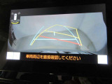 バックガイドモニターで、後方を確認しながら安心して駐車することができます。運転初心者も熟練者も必須の機能ですよ!