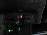 『ETC搭載』 高速利用時に便利なETCを搭載しております。高速道路での利用がスムーズになります!これで長旅も楽々♪納車時にセットアップをさせていただきますので、カードを差し込むだけでご利用いただけます。
