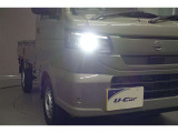 話題のLEDヘッドランプが採用されております! 省電力で長寿命、しかもとても明るく熱くなりにくい性質を持ったライトになります。虫も寄ってきにくい性質も持っております。