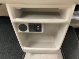 【シートヒーター】寒い季節の味方!エアコンより素早く暖まるので、出発してすぐの車内の寒さを和らげます♪